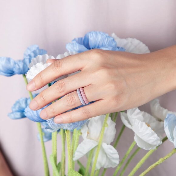 Stylish Stackable Rubber Rings for Women - Elegant Silicone Wedding Bands - Picture 3 of 6